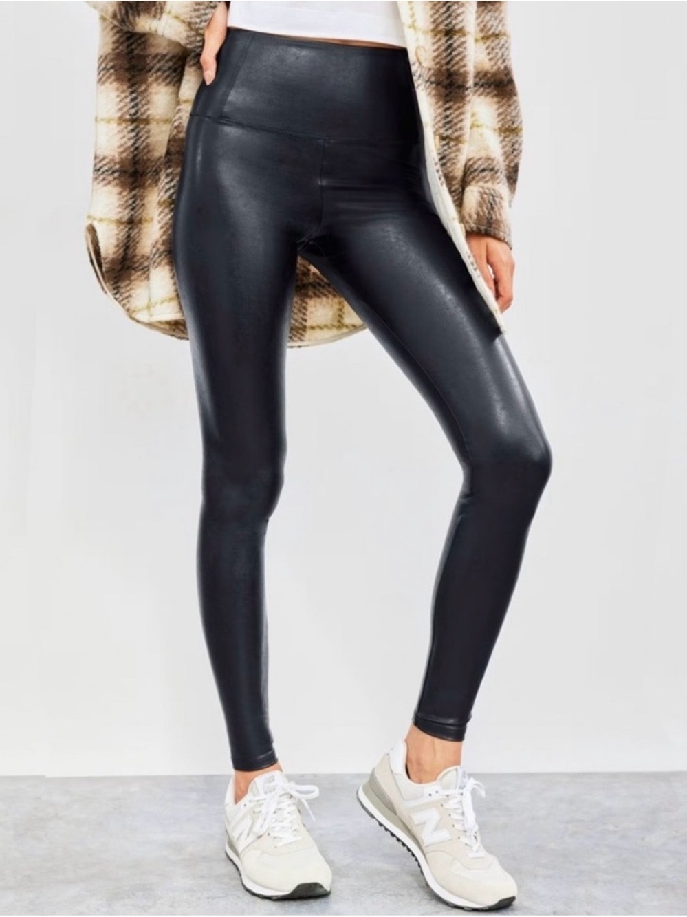 Wilfred High-Rise Faux Leather Leggings - Black